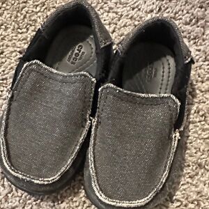CROCS Kids Gray Slip-On Slippers